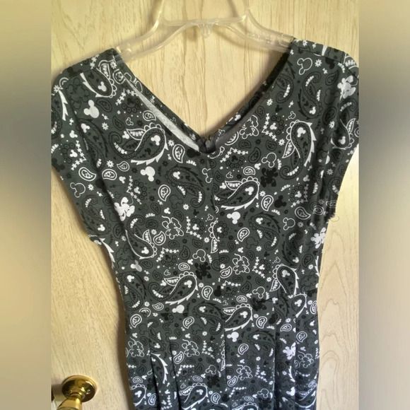 Disney Pants Jumpsuit Romper One Piece Subtle Mickey Mouse Sz Small - Picture 2 of 14